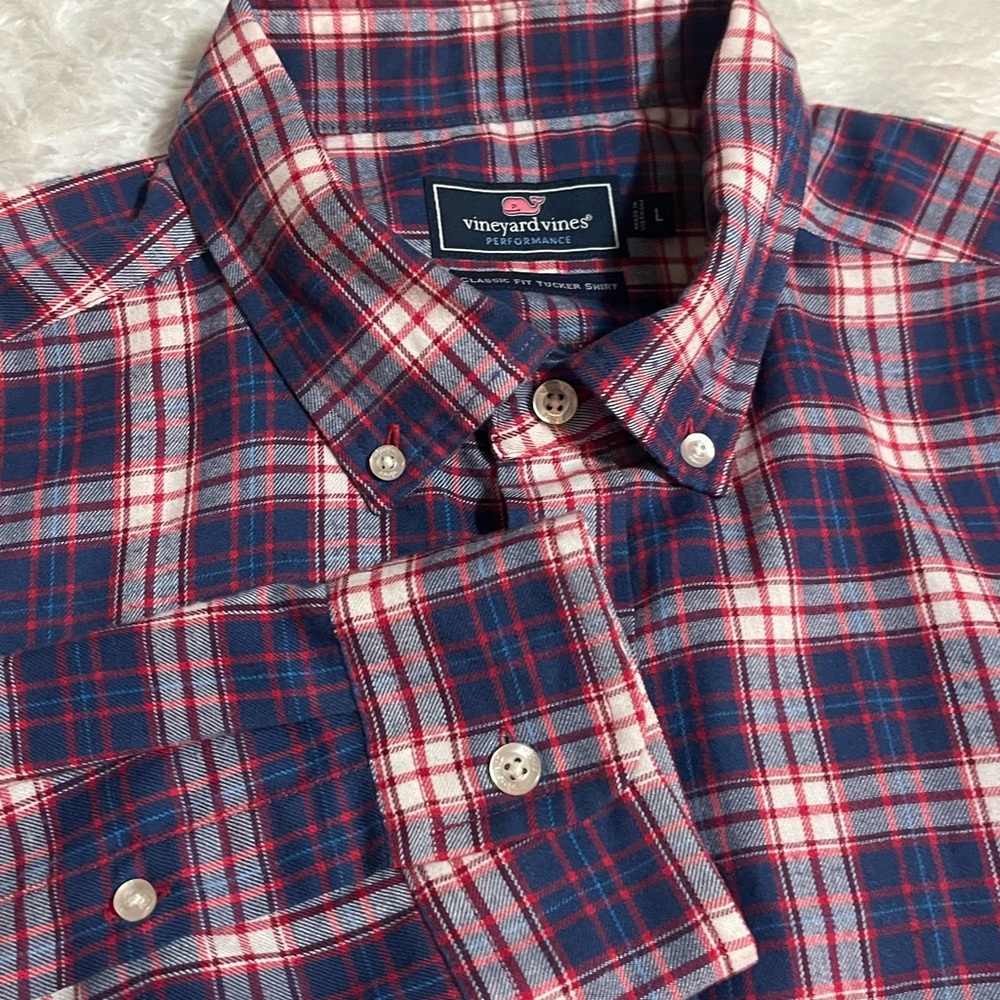 Vineyard Vines Silver Peak Plaid
Performance Flannel Classic Tucker
Shirt. Sz L